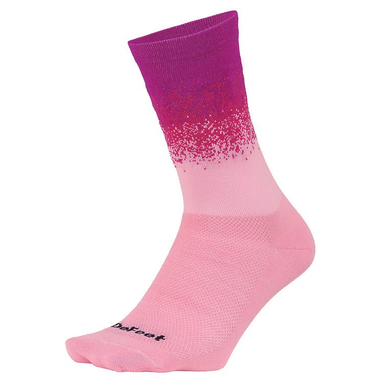 Defeet Aireator 6" Ombre Raspberry